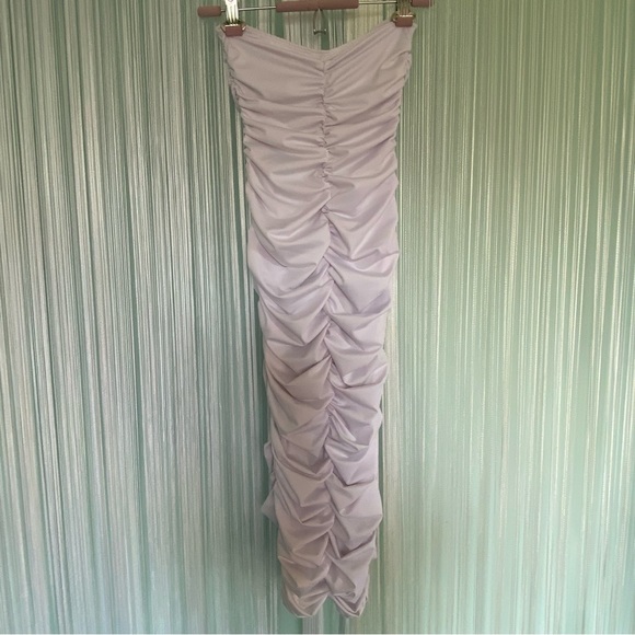 Off White Bodycon Ruched Strapless Dress - Picture 3 of 17